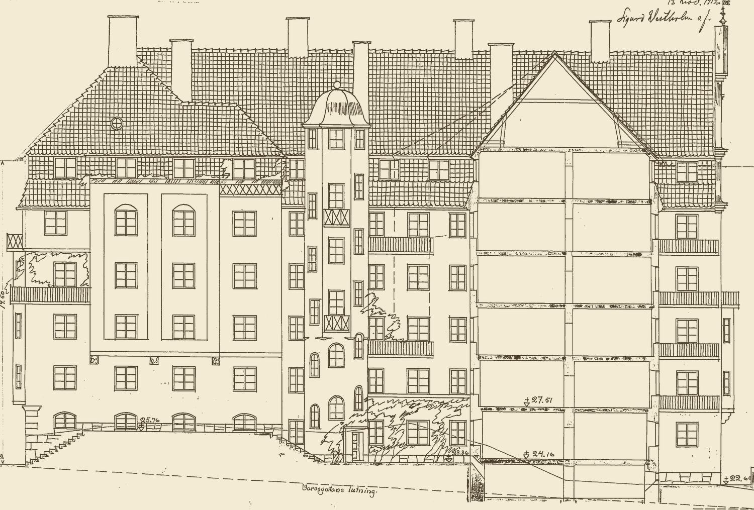 Arkitektritning från 1912: sektion genom huset och gården